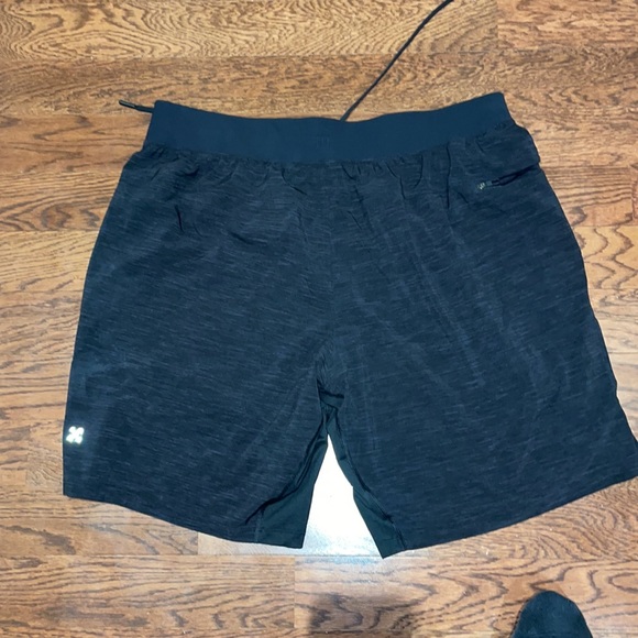 lululemon XXL shorts - Picture 3 of 3